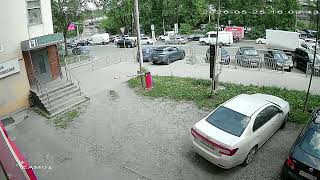 Комплект 4 уличные камеры с микрофонами + видеорегистратор + необходимый кабель 4 компл. по 18 метров + разъёмы + блок питания. Готовое решение для установки, для записи требуется выбрать жёсткий диск, для доступа через мобильную связь 4G WiFi роутер. 